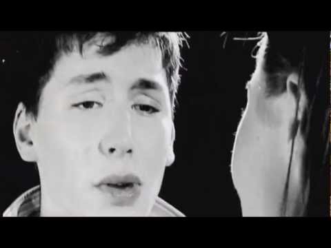 Paula Seling feat. Cameleon - Chip de inger [Official Video]