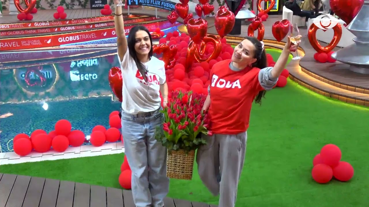 Rozana dhe Livia urojnë Shën Valentinin, foto me shportën plotë tulipan të kuq në dorë: Gëzuar…