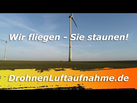 Luftaufnahme Windkraftrad
