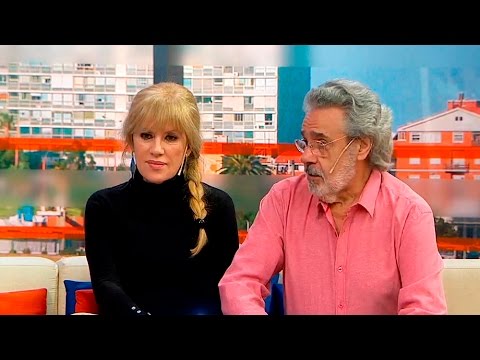 Washington Carrasco y Cristina Fernández "Cantan los 40"