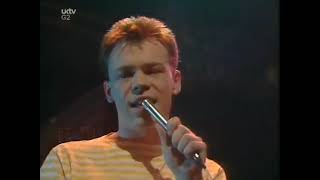 UB40 - I Won't Close My Eyes (Live)