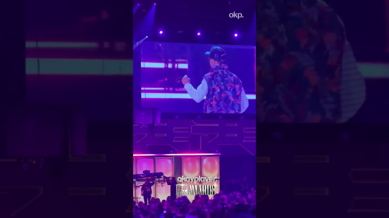 #YGMarley 's beautiful tribute to his mother, #LaurynHill at the #betawards ❤️ 👏🏾