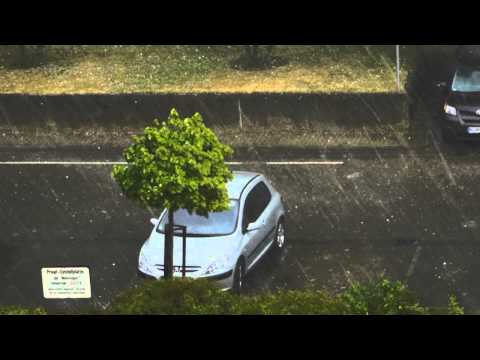 Unwetter über Hannover 27 07 2013 mit heftigen Regen und Hagelkörner