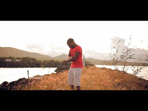 Younik - Sociable (clip officiel)