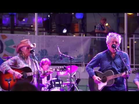 Emmylou Harris and Rodney Crowell 