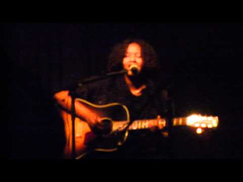 Mirel Wagner - No death (Brussels / Bruxelles - 22/03/2012)