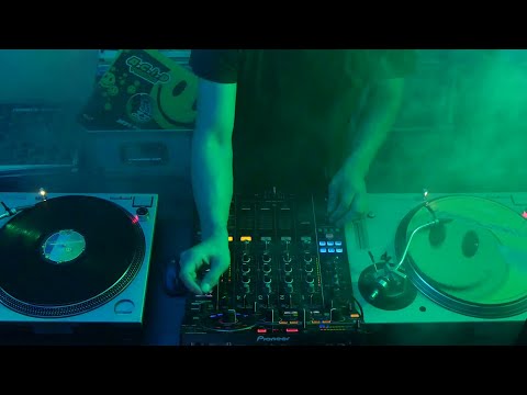 [HD] Oldschool 90er Techno Acid Trance Rave Classic 1991 - 2010 - DJ Mixset - Nico Silva Oliveira