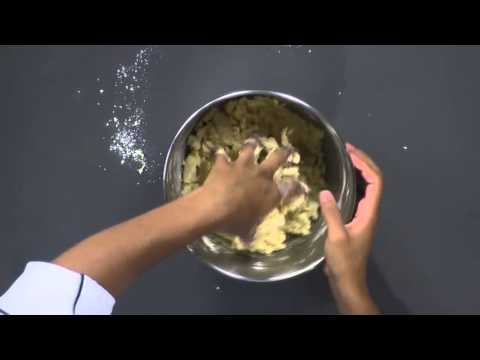 Receita Bom Sabor - 17/03/2016 - Biscoito amanteigado com formato de coelhinhos - Drica Oliveira