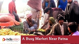 A busy market near Patna, Bihar 