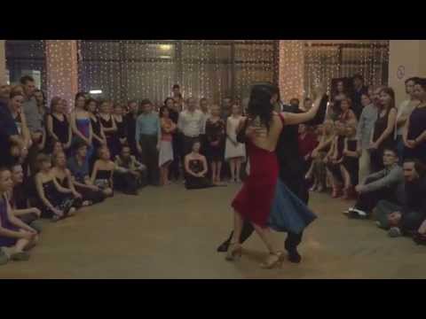  Mariela Sametband  and  Guillermo Barrionuevo  are  dancing  to  a  tango