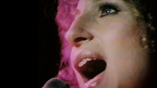 Barbra Streisand - &quot;A Star Is Born&quot; finale alternate shots, editing and audio.