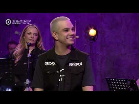 Corner -  Tarik Mulaomerovic