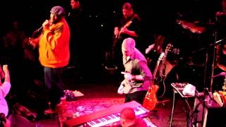 Woman's Gotta Have It - Taylor Hicks with Ruben Studdard Workplay 2010