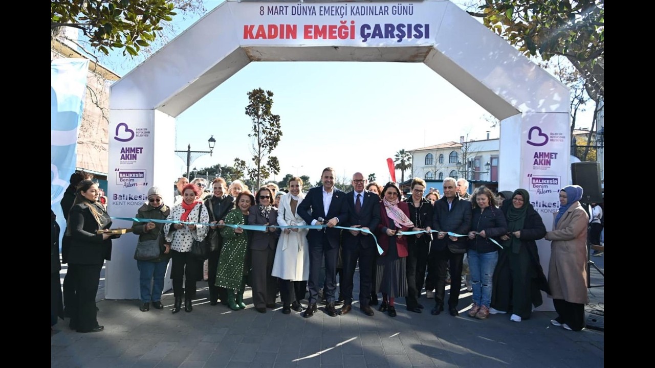 Kadın Emeği Çarşısı Açıldı