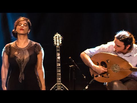 Sephardic ladino + subtitles and translation -  humorous song - Yamma Ensemble