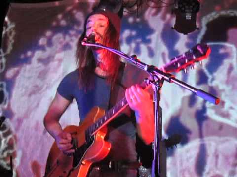 Pretty Lightning live @ The Brewhouse, London, 02/04/16 (Part 1)