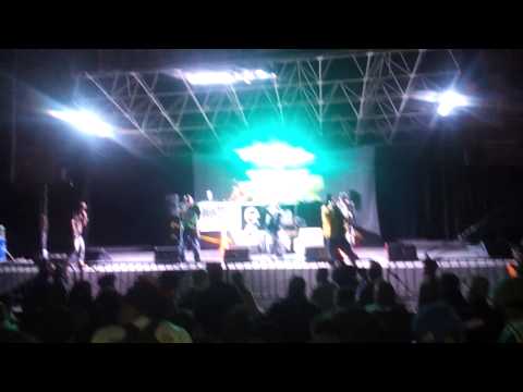 Mugre Sur Ft. chango - Acumulados