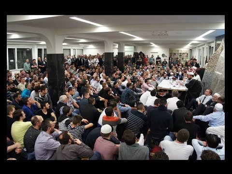 Dr. Hoxhe Shefqet Krasniqi & Hoxhe Zekerija Bajrami Tribune Islame ne Svizer 2017.