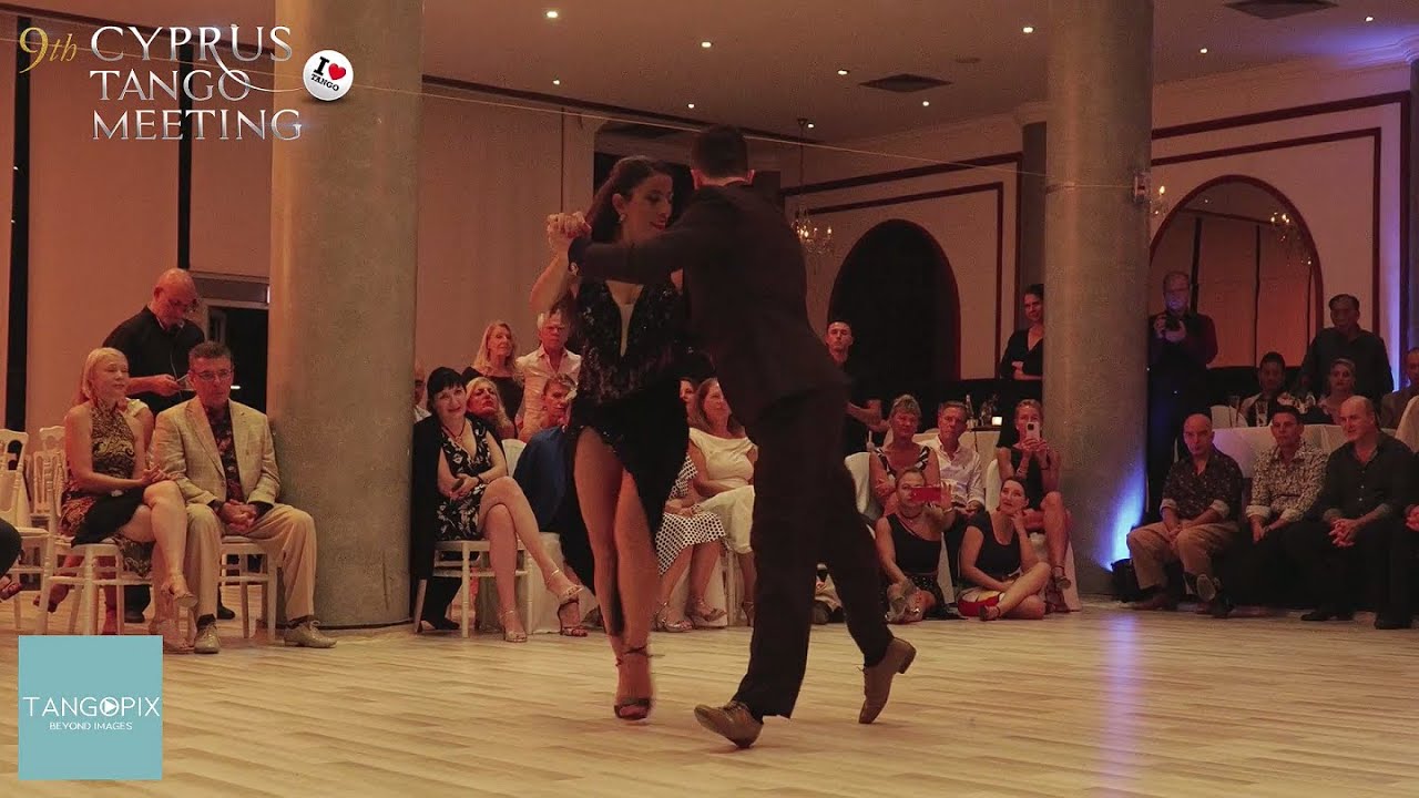 Vaggelis Hatzopoulos & Marianna Koutandou dance Bandonegro Tango Orquesta - Loca