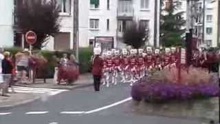 preview picture of video 'la fanfare belge defile dans les rues de bolbec'