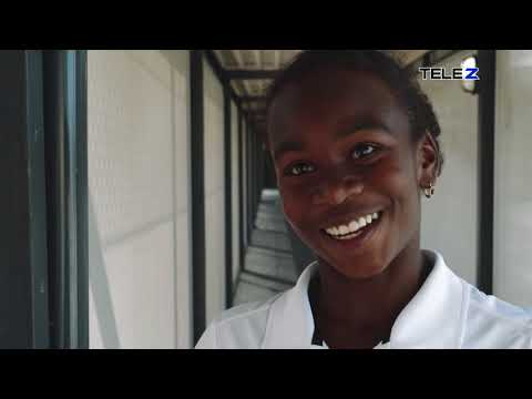 CHELSEA FONTENEL - Portrait von TeleZ