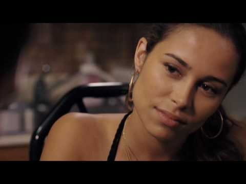 Fighting (Clip #3 'Shawn Tells Zulay He Wants to Kiss Her')