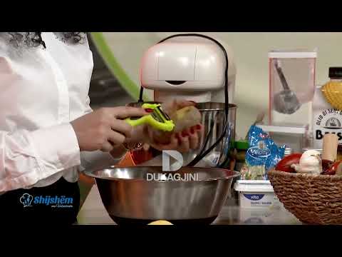 “Vajzat sot po ekspozohen shumë në bikini, nuk është e domosdoshme me t’u pa çdo pjesë e trupit”