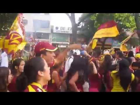 "ðŸŽ¶Vamos campeon no falles a tu hinchada la que te sigue en la buena y en la malaðŸŽ¶ HD" Barra: Revolución Vinotinto Sur • Club: Tolima