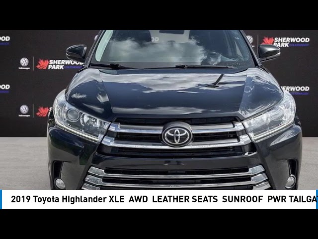 2019 Toyota Highlander XLE | AWD | LEATHER SEATS | SUNROOF in Cars & Trucks in Strathcona County