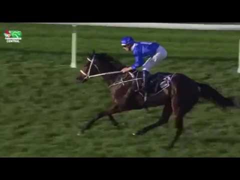 QUEENSLAND OAKS 2015 -  Winx