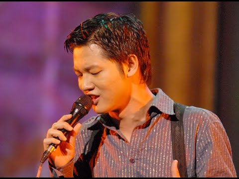 Thể hiện bởi Đức Tuấn