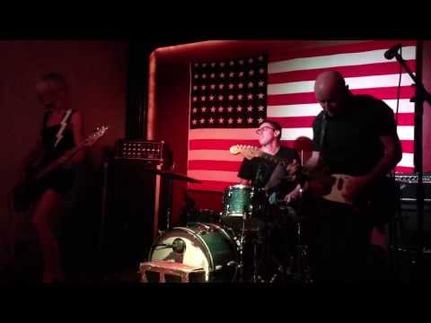 2Frail - Road to Ruin (extract) - Live at Grand Victory, Brooklyn NY - Aug. 15th 2013