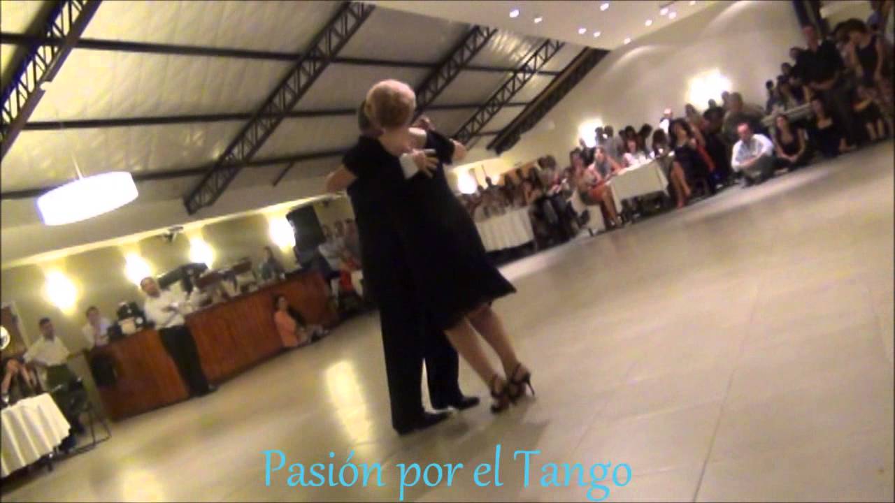 LILIANA y JORGE RORIGUEZ Bailando la  Milonga LA CICATRIZ en la Milonga del CLUB ALBATROS