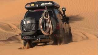 TOYOTA HDJ 100 4.2L  LA BETE EN ACTION...