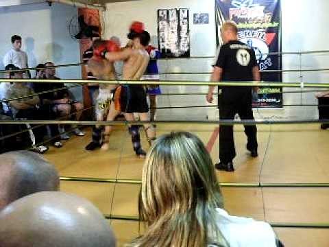 Luciano Silva ( Muay Thai Combat ) vs Vinicius Portinali ( Equipe Garra Teem ) round 3