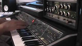 MADSICKILL PLAYS POLYMOOG 203A KEYBOARD Video