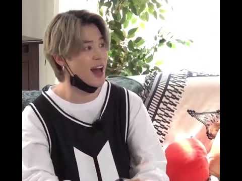 jimin and helium balloon 😂😂💜😂😝😝🤣🤣