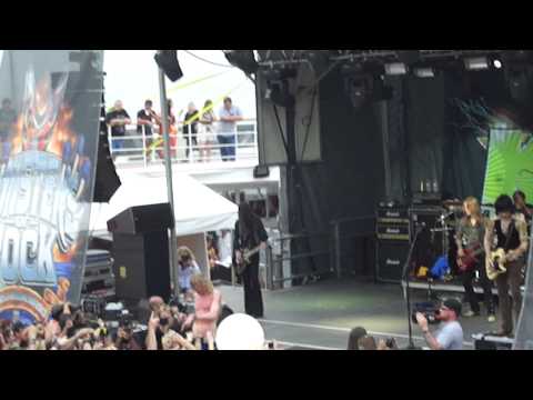 KIX - Girl Money - Monsters of Rock