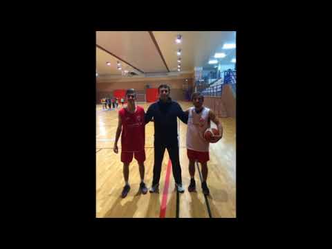 OPINIÓN DEL ENTRENADOR DE C B  CHANTADA ALBERTO FAFIÁN DE SU JUGADOR PELAYO LARRAONA