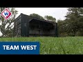 Berovers laden vuurwapen door - Team West