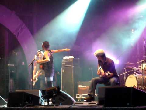 Pascale Picard Band au Festival des terres blanches ((...A while...))