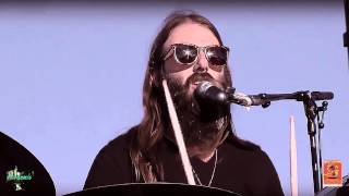 Unknown Mortal Orchestra - Ur Life One Night (Live at This is not a love song festival HQ)