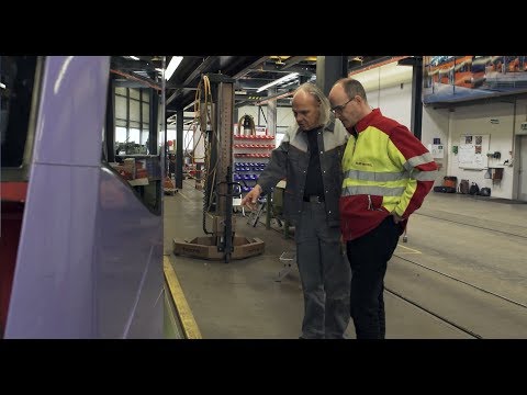 Combino-Tramrevision in der Werkstatt Worbboden