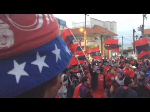 "La Banda del Tibu Peñalba" Barra: Guardia Roja &bull; Club: Tiburones Rojos de Veracruz