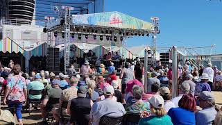 Teresa James &amp; The Rhythm Tramps - "Oh Darlin'" (feat. Yates McKendree) {LIVE}