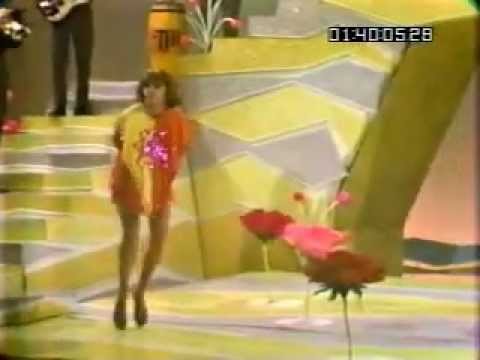 Hollywood Palace 4/30/66 - Barrie Chase Dancing to Spanish Flea.