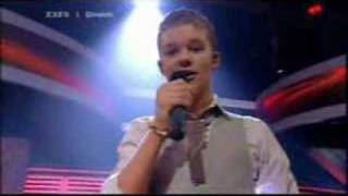 X Factor Martin live2 Kiss from a rose