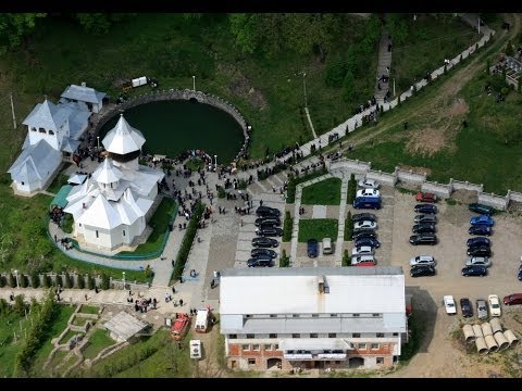 3. Priveste Doamne pe pamant - Parintele Natanail (Manastirea. Crisan)