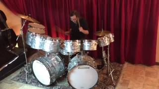 Video thumbnail for Vintage 1976 Ludwig Octaplus Drum Set - Sky Blue Pearl - Part 2 by Drugan's Drums & Guitars