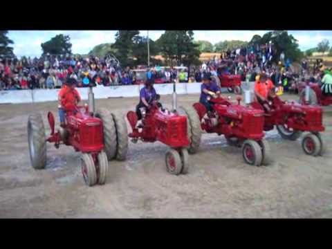 IPM 2012 Tractor Dance